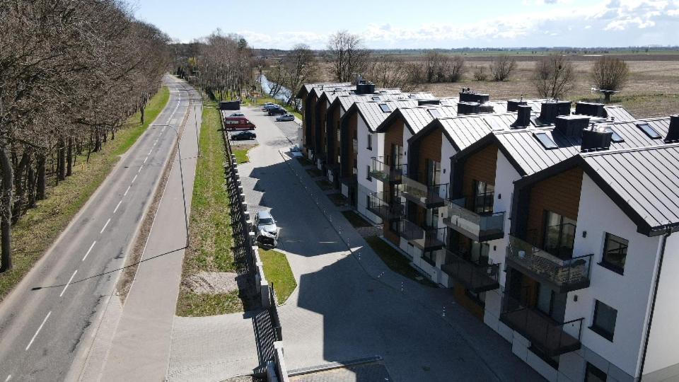 M&K Apartamenty Sailors Golden Yacht, Gdansk - Wyspa Sobieszewska Extérieur photo